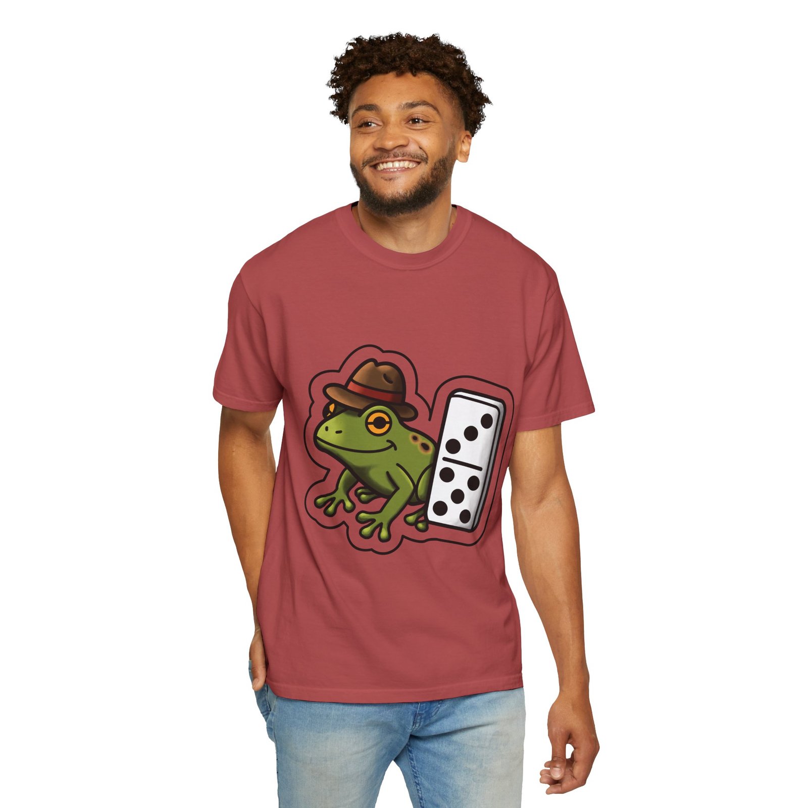 Domino Frog Graphic T-Shirt — Cute Frog in Fedora Tee / Camiseta Gráfica de Rana con Domino y Sombrero - Image 12